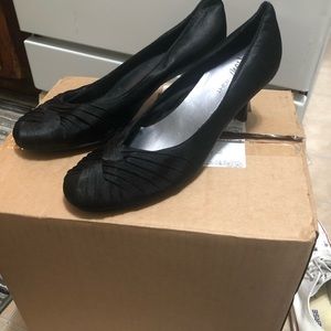 Black satin heals